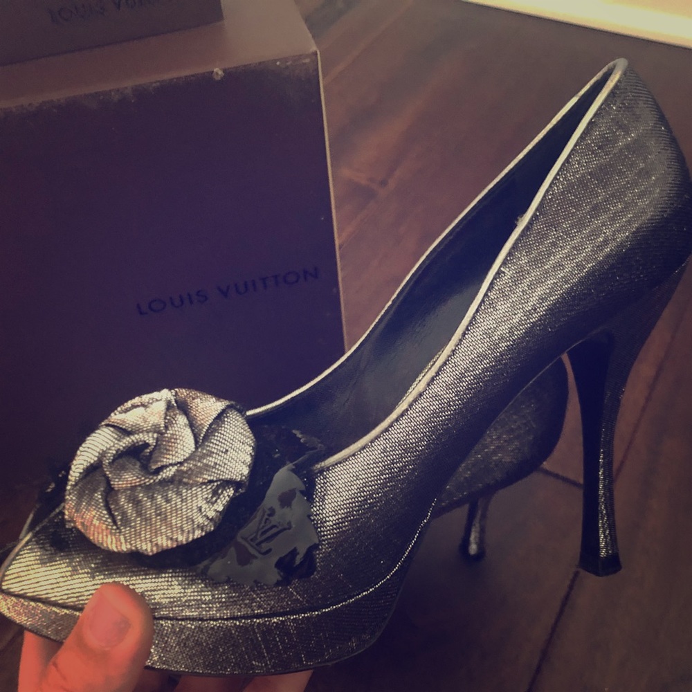 Louis Vuitton pump